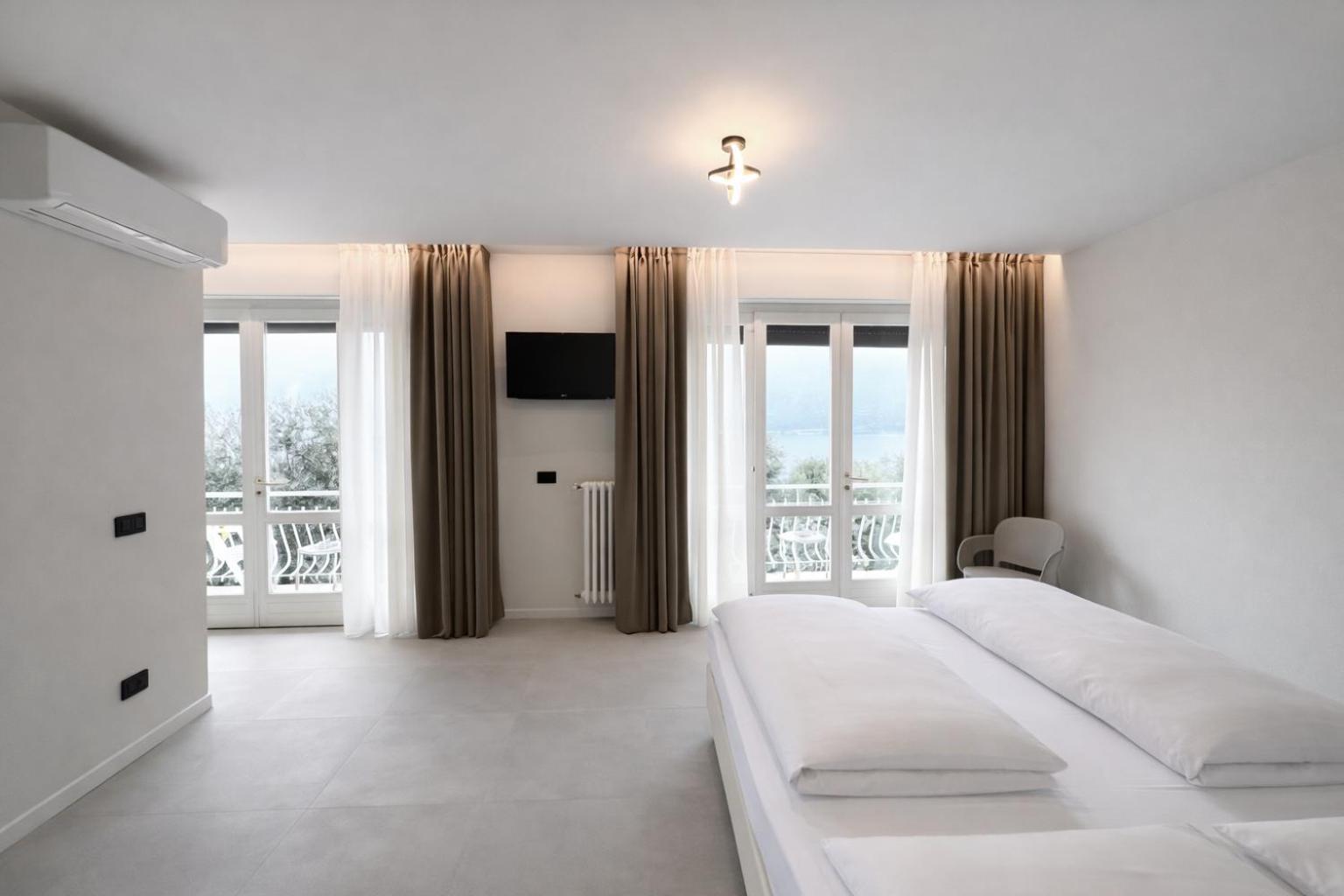 Superior Room Balcony Lake View,1773690983:JPEG